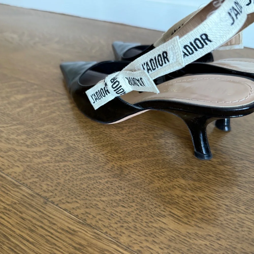 Christian Dior black patent slingback kitten heels size 40.5 - Picture 3 of 6